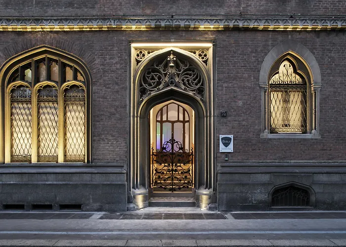  Babila Hostel & Bistrot
